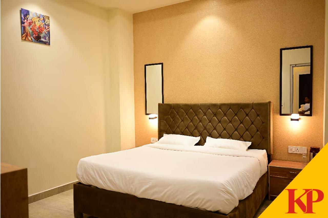 Hotel Kapson Palace Bareilly Exteriér fotografie