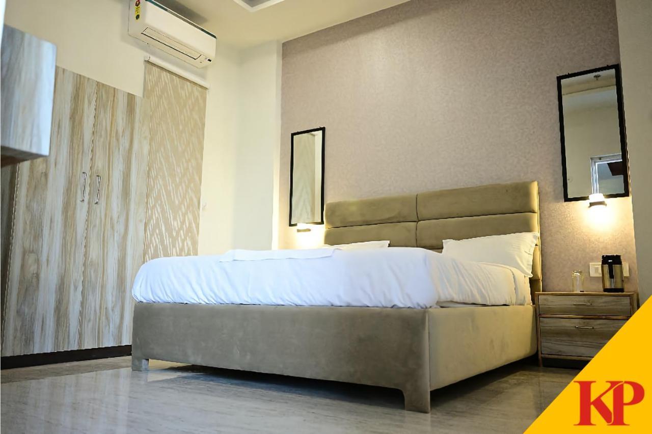 Hotel Kapson Palace Bareilly Exteriér fotografie